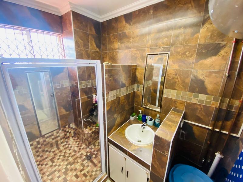 2 Bedroom Property for Sale in Saiccor Village KwaZulu-Natal