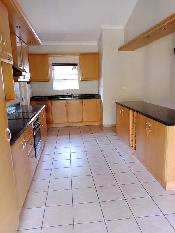 To Let 4 Bedroom Property for Rent in Westville KwaZulu-Natal