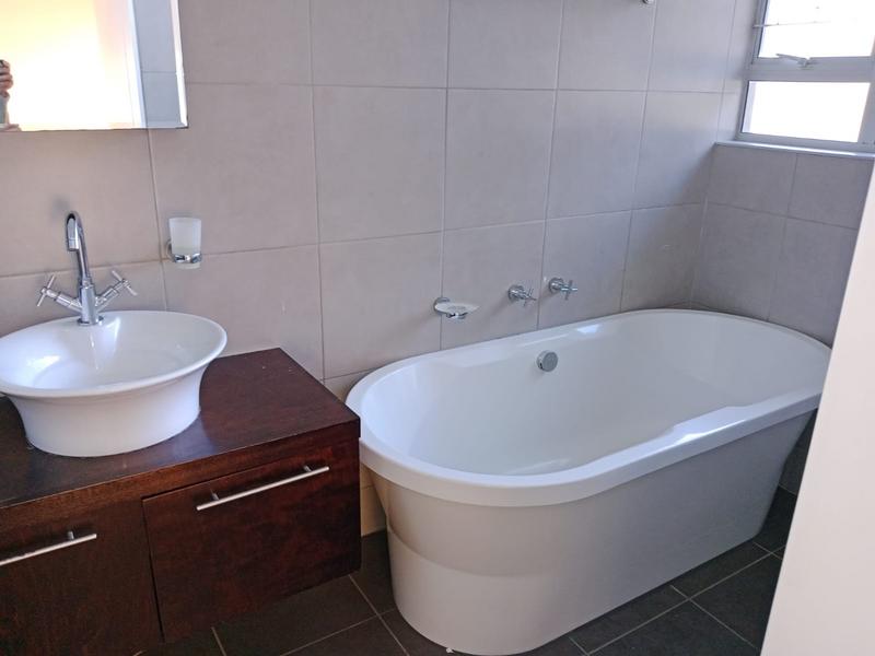 To Let 4 Bedroom Property for Rent in Westville KwaZulu-Natal