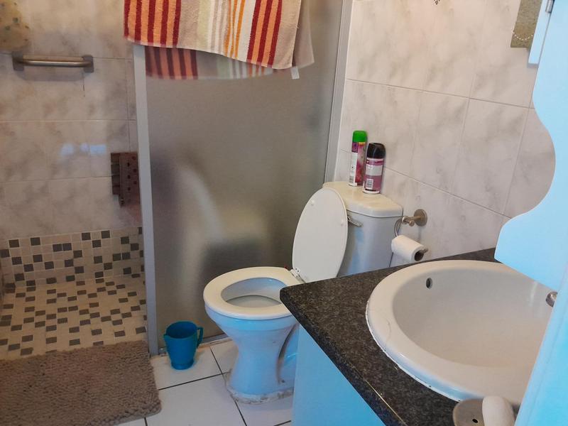 1 Bedroom Property for Sale in North Beach KwaZulu-Natal