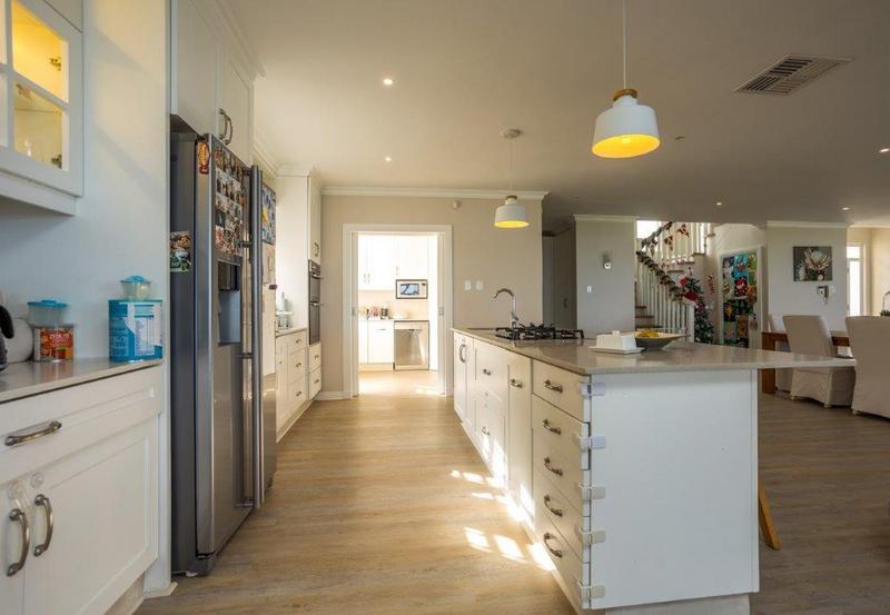 5 Bedroom Property for Sale in Umhlanga Rocks KwaZulu-Natal