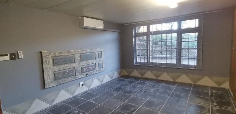 To Let 2 Bedroom Property for Rent in Empangeni Central KwaZulu-Natal