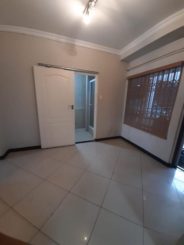 To Let 1 Bedroom Property for Rent in Umhlanga Ridge KwaZulu-Natal