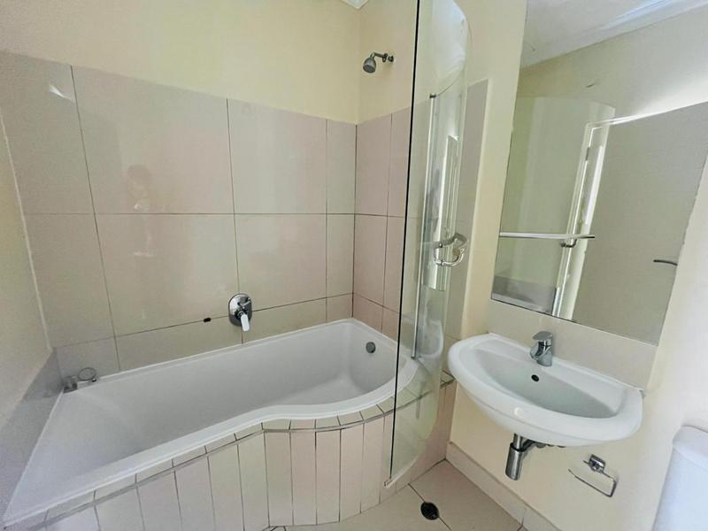 2 Bedroom Property for Sale in Umhlanga Ridge KwaZulu-Natal