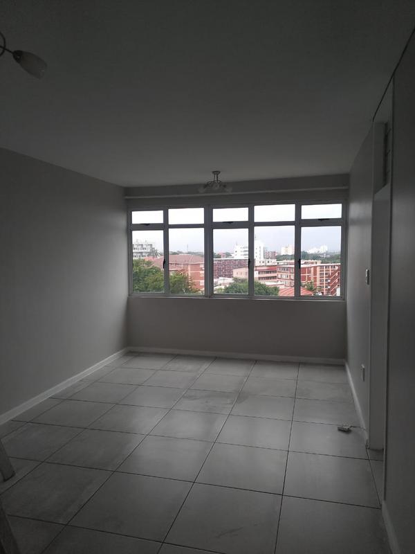 To Let 1 Bedroom Property for Rent in Essenwood KwaZulu-Natal