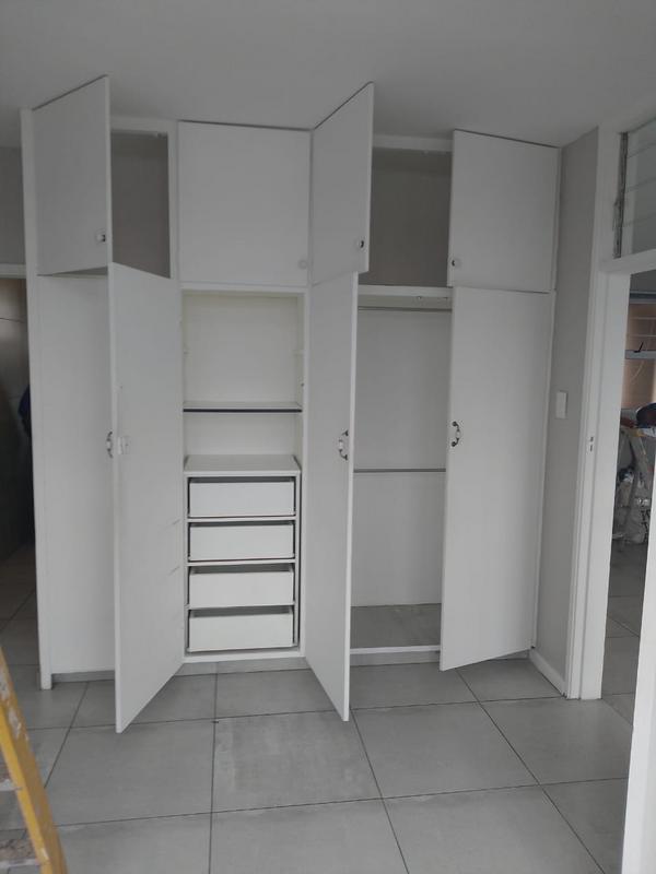To Let 1 Bedroom Property for Rent in Essenwood KwaZulu-Natal