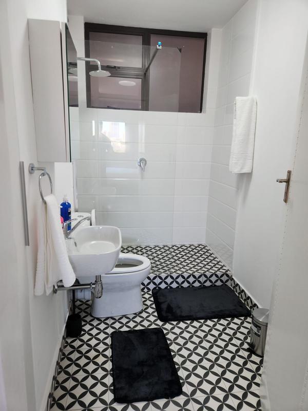 To Let 2 Bedroom Property for Rent in Umhlanga Rocks KwaZulu-Natal