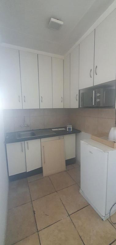 To Let 1 Bedroom Property for Rent in Aviary Hill KwaZulu-Natal