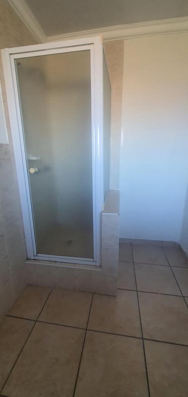To Let 1 Bedroom Property for Rent in Aviary Hill KwaZulu-Natal