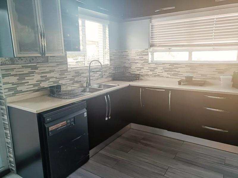 3 Bedroom Property for Sale in Pinetown KwaZulu-Natal