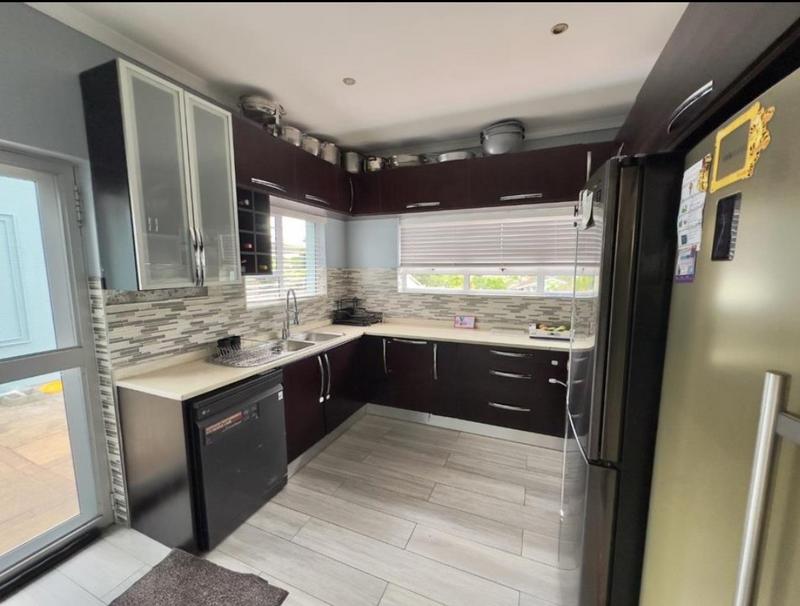 3 Bedroom Property for Sale in Pinetown KwaZulu-Natal