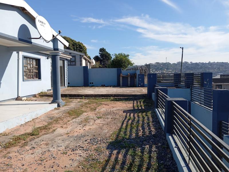 To Let 3 Bedroom Property for Rent in Umlazi KwaZulu-Natal