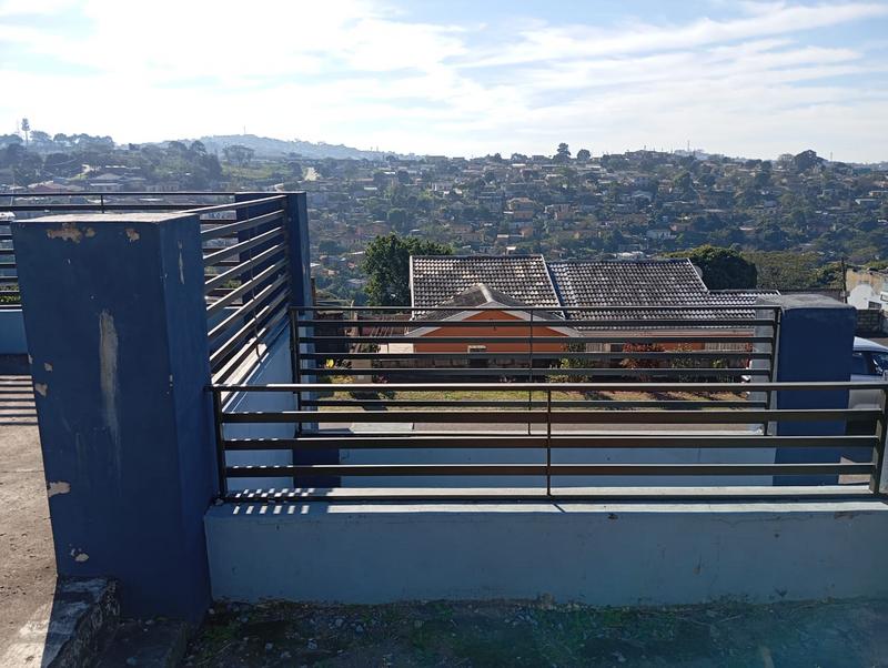 To Let 3 Bedroom Property for Rent in Umlazi KwaZulu-Natal