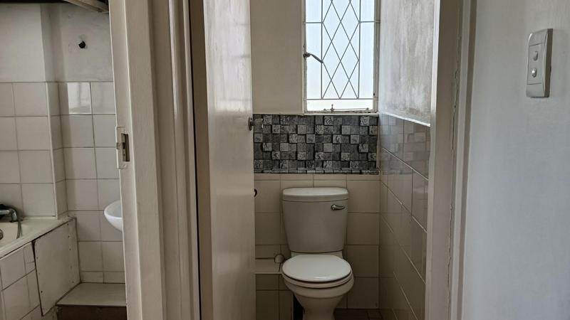 To Let 2 Bedroom Property for Rent in Pinetown KwaZulu-Natal