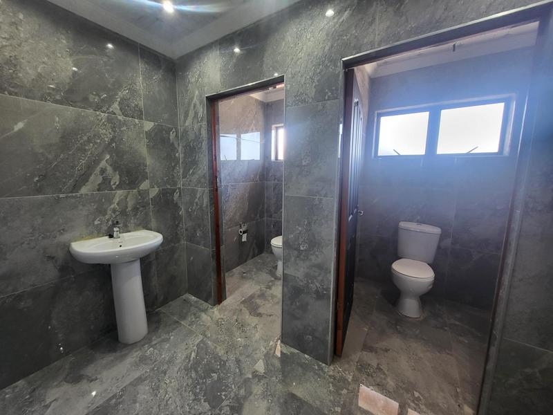 To Let commercial Property for Rent in Berea KwaZulu-Natal