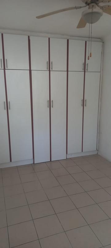To Let 2 Bedroom Property for Rent in Pinetown KwaZulu-Natal