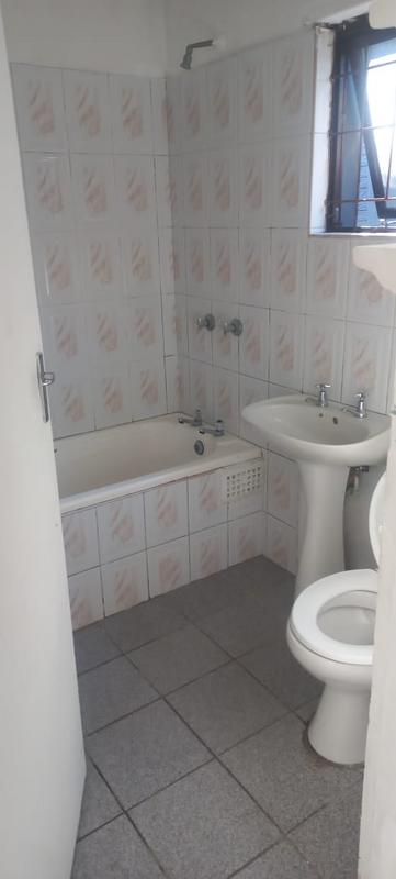 To Let 2 Bedroom Property for Rent in Pinetown KwaZulu-Natal