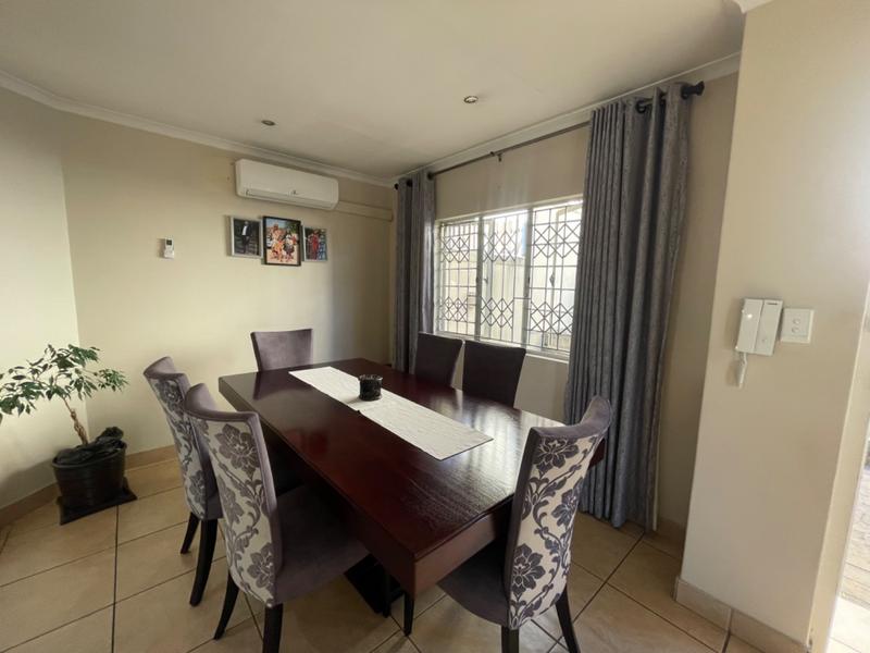 3 Bedroom Property for Sale in Somerset Park KwaZulu-Natal