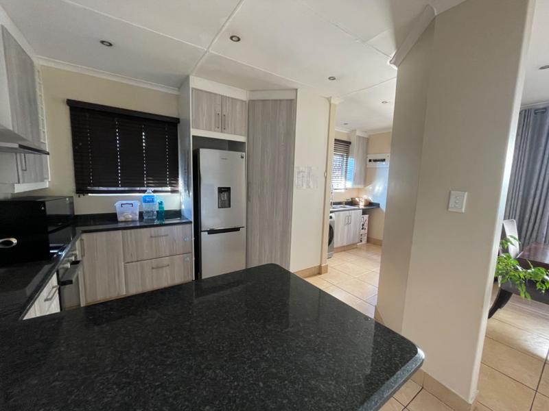 3 Bedroom Property for Sale in Somerset Park KwaZulu-Natal