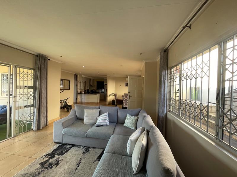 3 Bedroom Property for Sale in Somerset Park KwaZulu-Natal