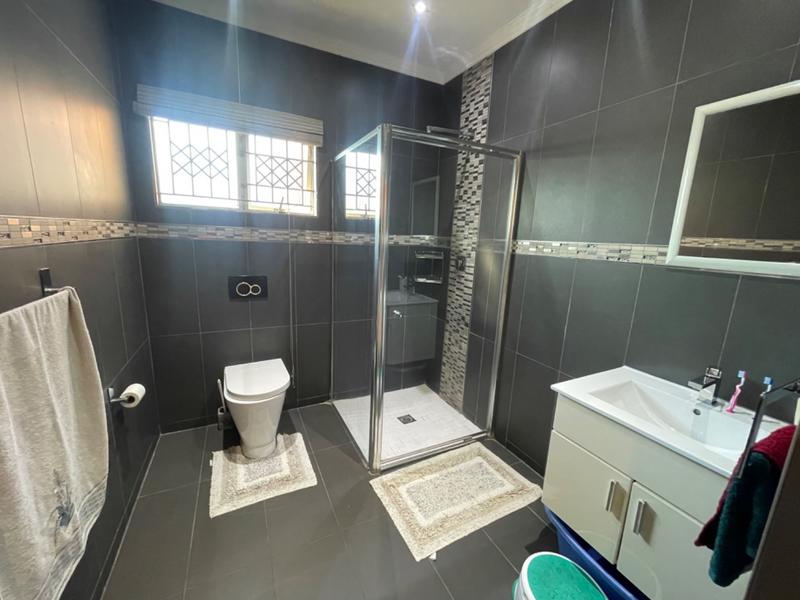 3 Bedroom Property for Sale in Somerset Park KwaZulu-Natal