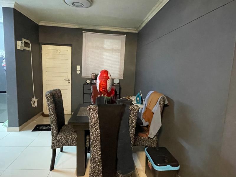 1 Bedroom Property for Sale in New Town Centre KwaZulu-Natal