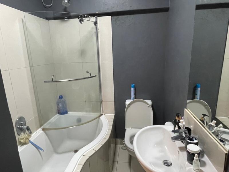1 Bedroom Property for Sale in New Town Centre KwaZulu-Natal