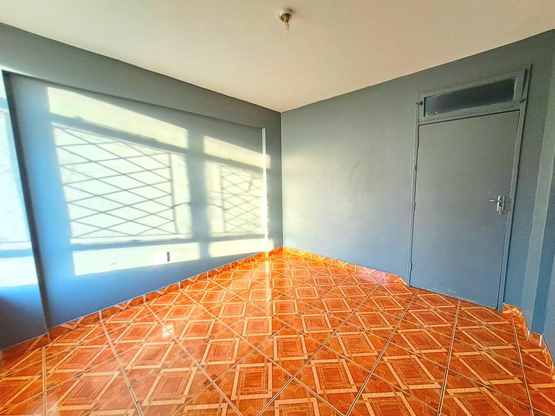 1 Bedroom Property for Sale in Glenwood KwaZulu-Natal