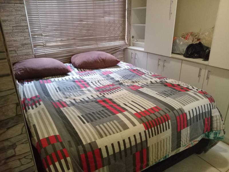 2 Bedroom Property for Sale in Montclair KwaZulu-Natal