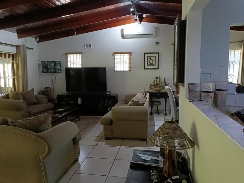 2 Bedroom Property for Sale in Pinetown KwaZulu-Natal