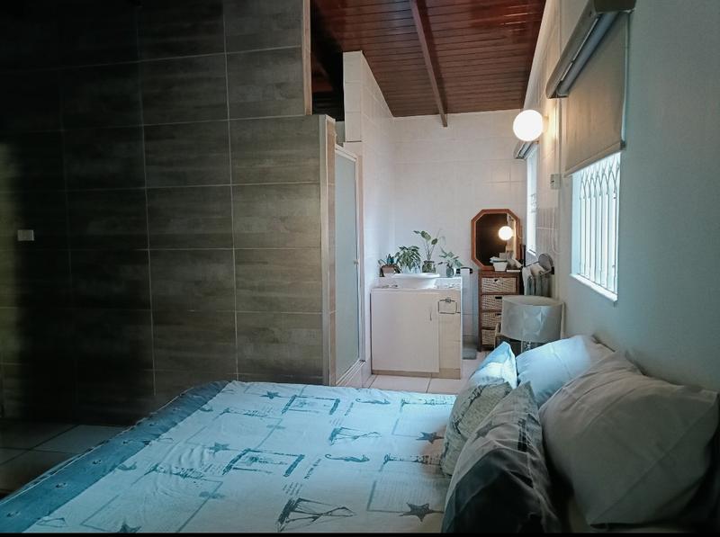 2 Bedroom Property for Sale in Pinetown KwaZulu-Natal