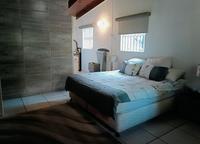 2 Bedroom Property for Sale in Pinetown KwaZulu-Natal