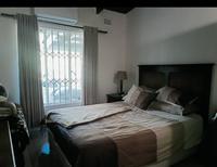 2 Bedroom Property for Sale in Pinetown KwaZulu-Natal