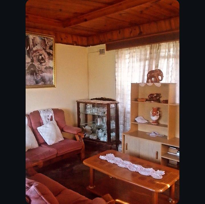 3 Bedroom Property for Sale in Umlazi KwaZulu-Natal