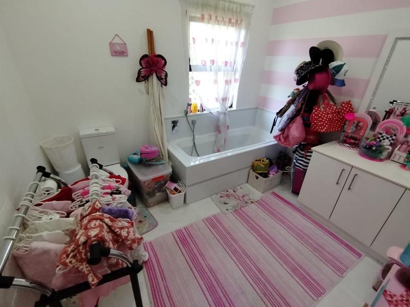 3 Bedroom Property for Sale in Izinga KwaZulu-Natal