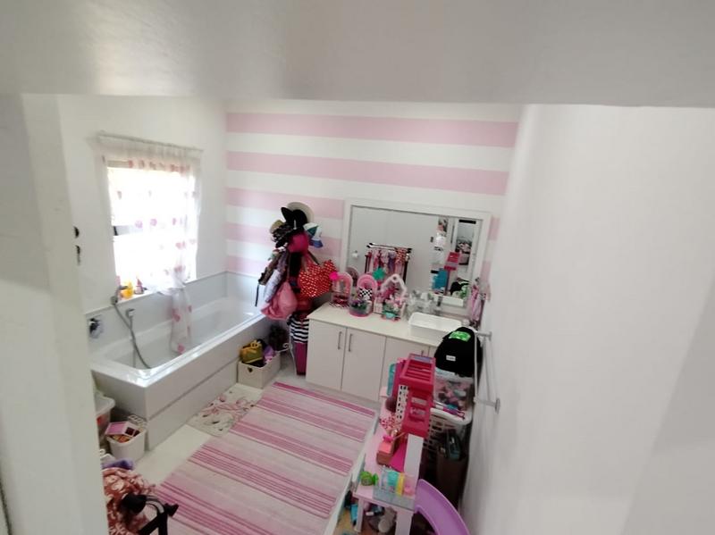 3 Bedroom Property for Sale in Izinga KwaZulu-Natal