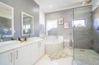 3 Bedroom Property for Sale in Izinga KwaZulu-Natal