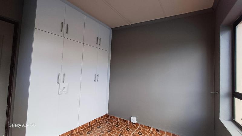 To Let 2 Bedroom Property for Rent in Burlington Heights KwaZulu-Natal