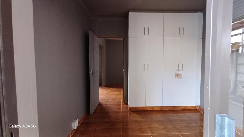 To Let 2 Bedroom Property for Rent in Burlington Heights KwaZulu-Natal