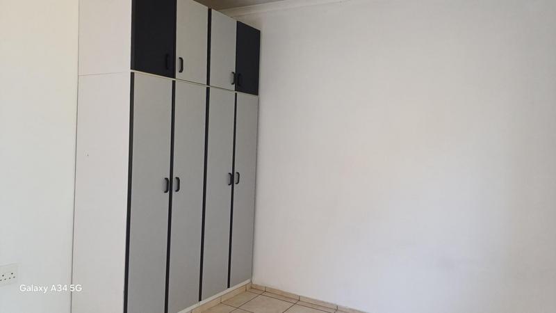 To Let 2 Bedroom Property for Rent in Silverglen KwaZulu-Natal