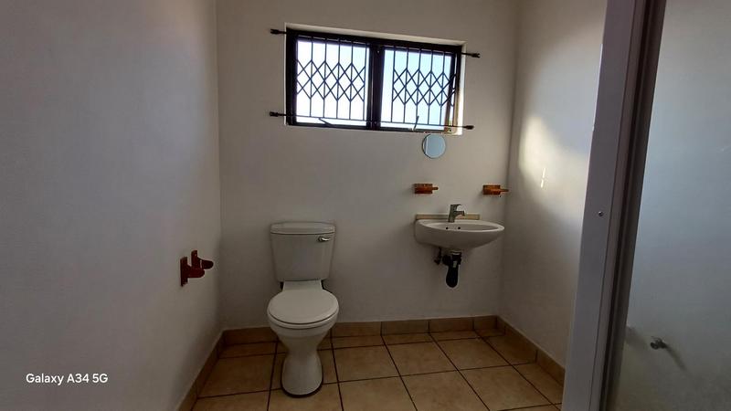 To Let 2 Bedroom Property for Rent in Silverglen KwaZulu-Natal