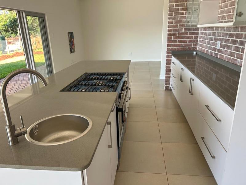 To Let 5 Bedroom Property for Rent in Zini River Estate KwaZulu-Natal