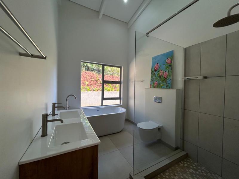 To Let 5 Bedroom Property for Rent in Zini River Estate KwaZulu-Natal