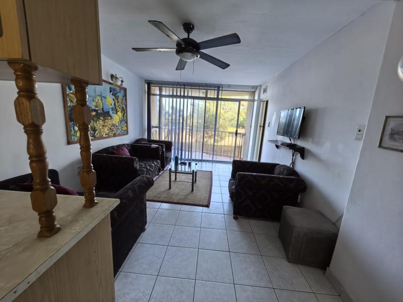 To Let 2 Bedroom Property for Rent in Amanzimtoti KwaZulu-Natal