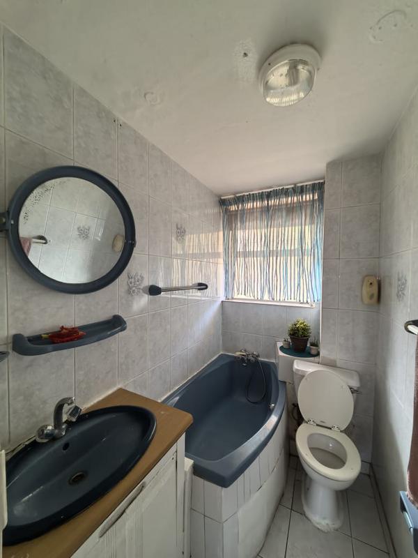 To Let 2 Bedroom Property for Rent in Amanzimtoti KwaZulu-Natal