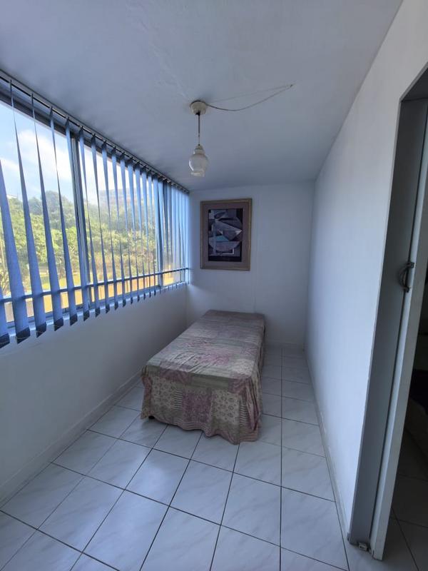 To Let 2 Bedroom Property for Rent in Amanzimtoti KwaZulu-Natal