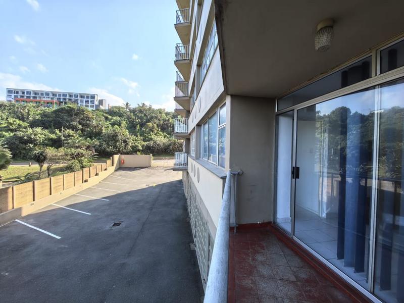To Let 2 Bedroom Property for Rent in Amanzimtoti KwaZulu-Natal