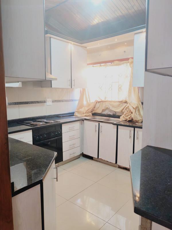 To Let 2 Bedroom Property for Rent in Caneside KwaZulu-Natal