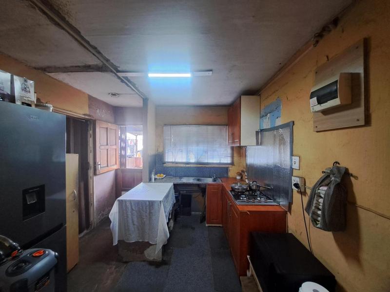1 Bedroom Property for Sale in Palmview KwaZulu-Natal