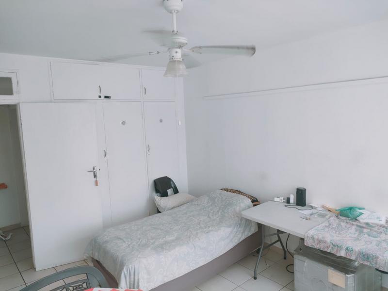 1 Bedroom Property for Sale in North Beach KwaZulu-Natal